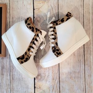 COPY - CCOCCI White "leopard" Sneaker Wedge ✨️